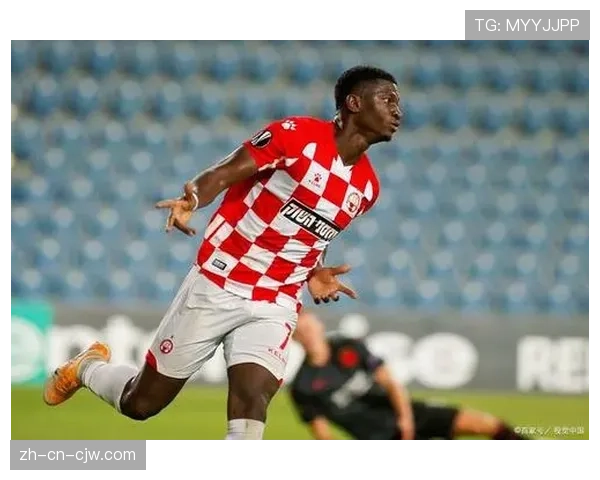 帕福斯四球大胜布拉格斯拉维亚 主场攻势足球席卷欧冠赛场